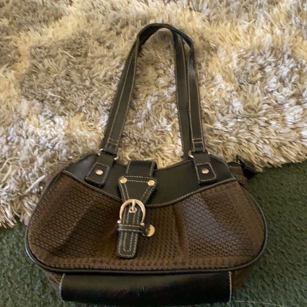 Hand bag